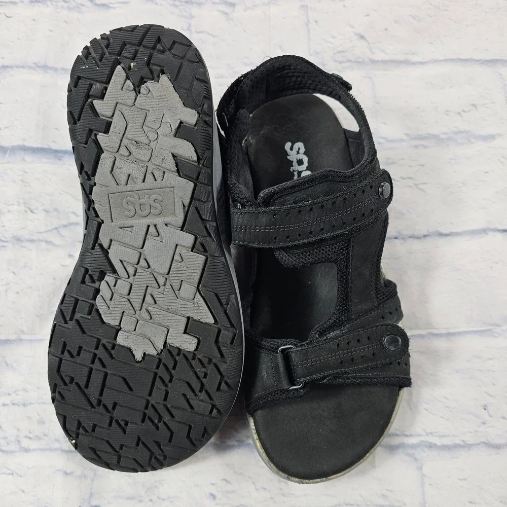SAS Embark Sandals Womens 8 Black Silver Glitter Strappy Adjustable Comfort